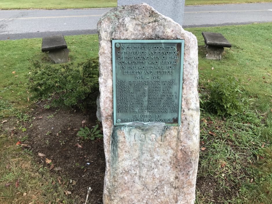 Monroe's Mirrored Monuments Dedicated to WWI - Connecticut in World War 1